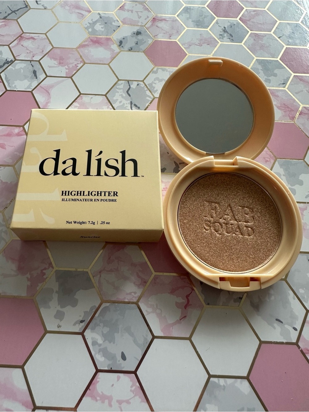 DA LISH COSMETICS Highlighter